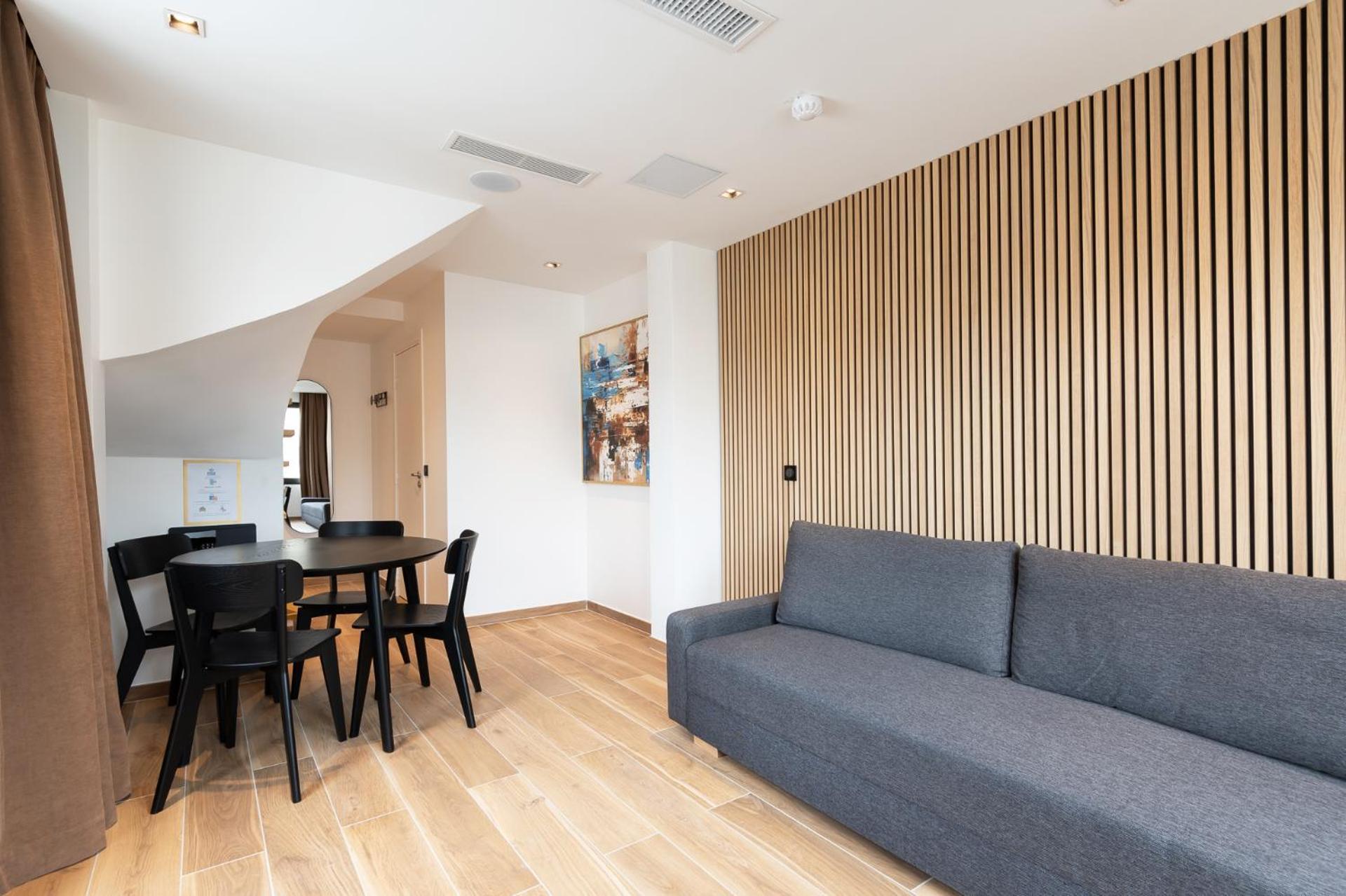 Les Suites Hcr Paris Exterior photo